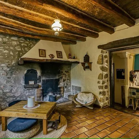 Alojamiento Con Encanto En Cataluna Villa *
